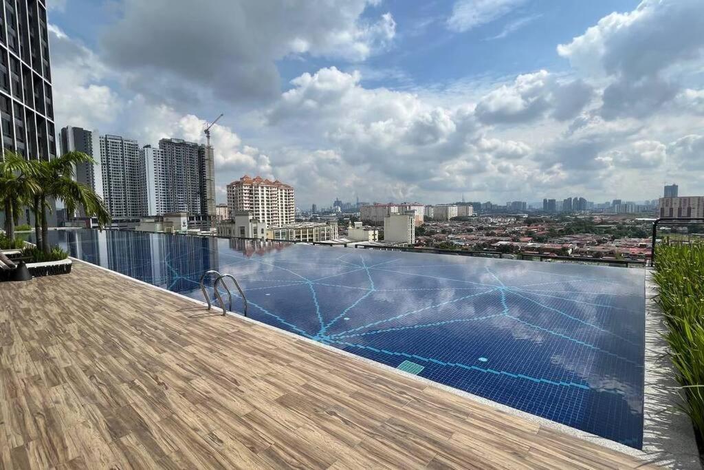 Mt Stay @ Aera Residence Petaling Jaya Zewnętrze zdjęcie